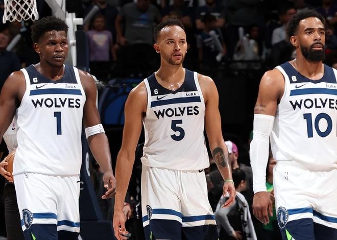 em